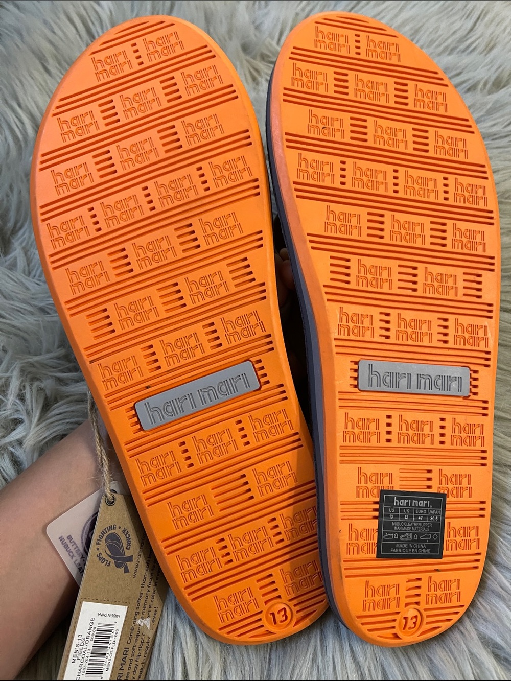 Hari Mari Men’s Gray Flip Sandals with Orange Accent - Picture 4 of 6